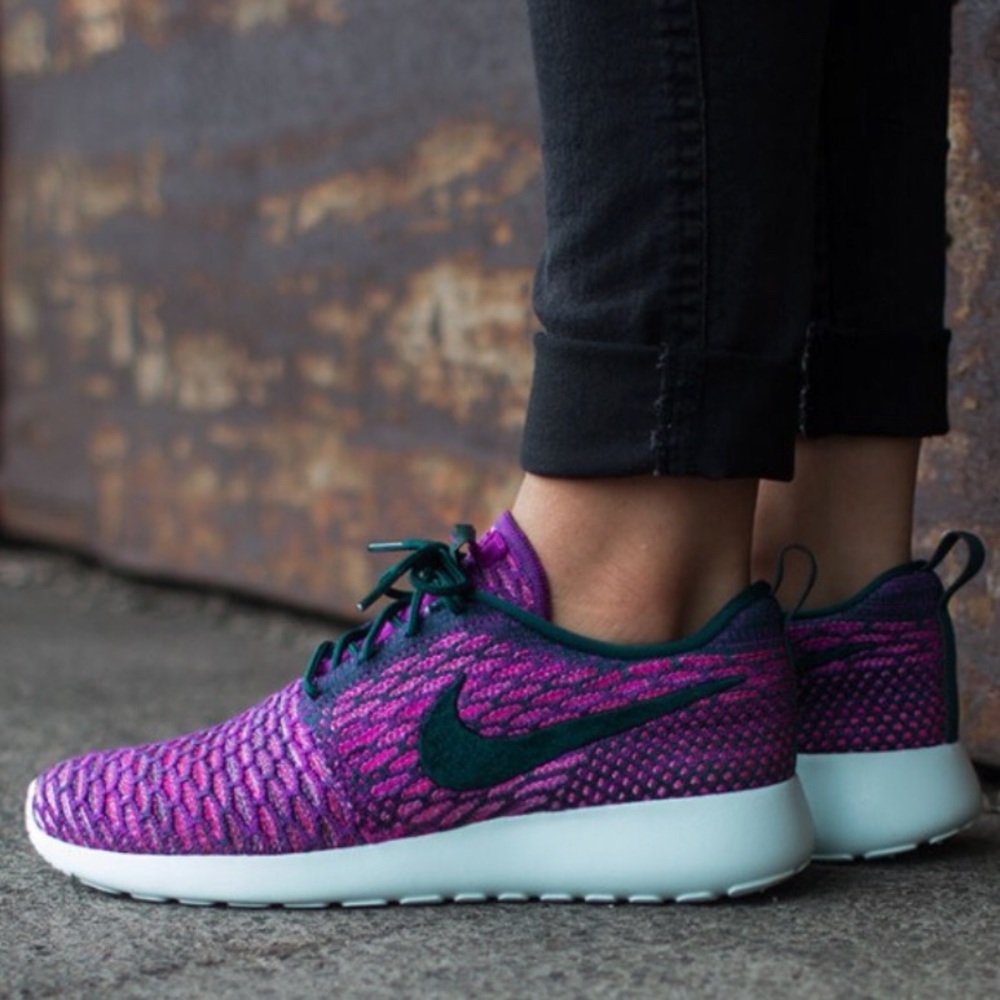 NIKE WOMENS ROSHE ONE FLYKNIT 704927-302 - Picture 1 of 8